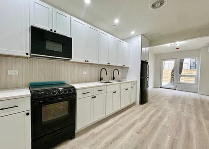 952 Bedford Avenue - Photo 1