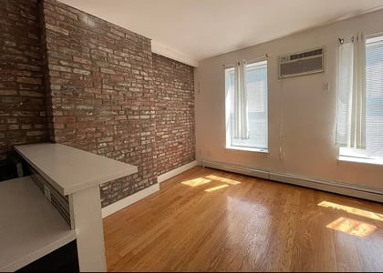 252 Schenectady Avenue - Photo 1