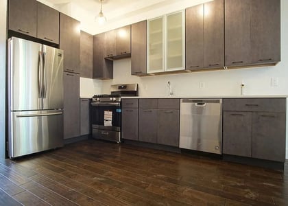 807 Quincy Street - Photo 1