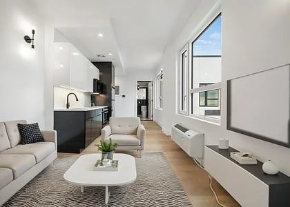 1042 President Street - Photo 1