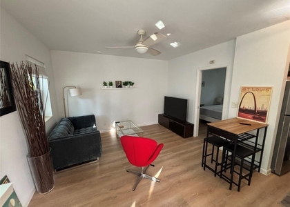 1315 Se 2nd Street - Photo 1