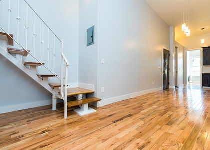 179 Stanhope Street - Photo 1
