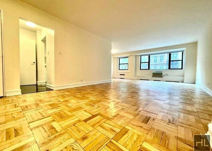 East 79 Street - Photo 1