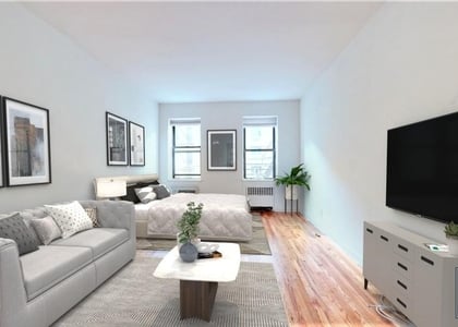 East 83 Street - Photo 1