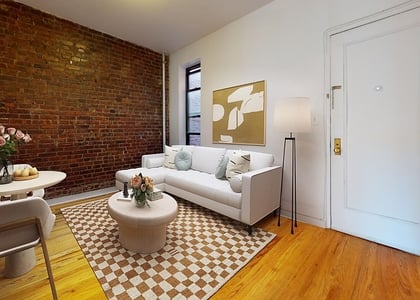 312 East 91st Street - Photo 1