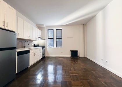 580 St Nicholas Avenue - Photo 1
