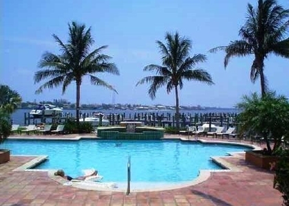 127 Yacht Club Way - Photo 1