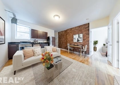 West 11th Street - Photo 1