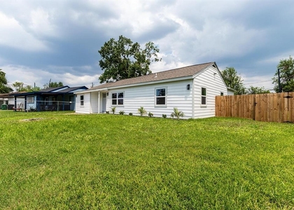 9529 Fairland Drive - Photo 1
