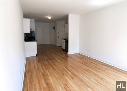 E 89 St - Photo 1