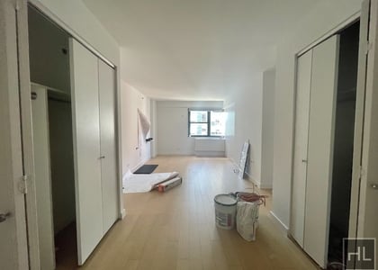 East 39th Street - Photo 1