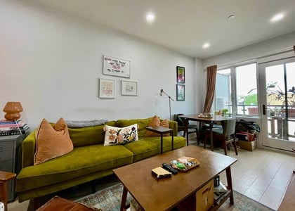 452 Onderdonk Avenue - Photo 1