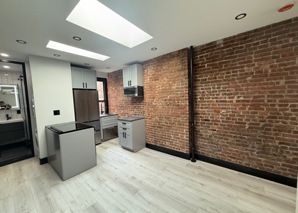 438 West 52nd Street - Photo 1