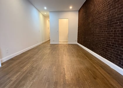  East 80th Street - Photo 1