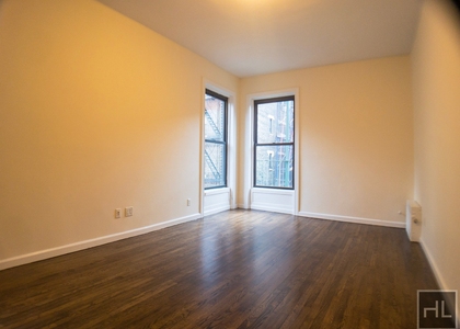 West 73 Street - Photo 1