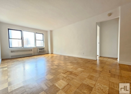 East 36 Street - Photo 1