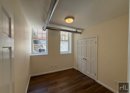 West 11th Street - Photo 1