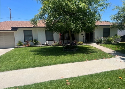 408 S Indiana Street - Photo 1