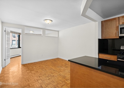 4 W 104th St - Photo 1