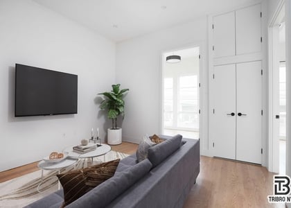 109 Bruckner Boulevard - Photo 1