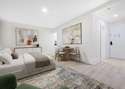 West 34th Street - Photo 1