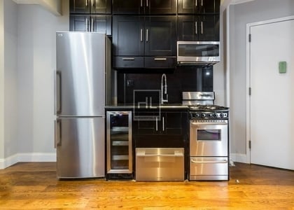 West 103rd Street - Photo 1