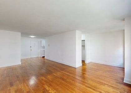 East 89th Street - Photo 1