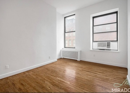 26 E 13th Street - Photo 1