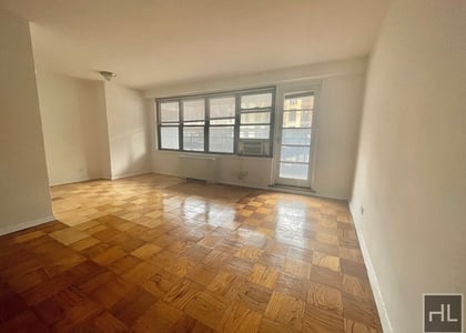 East 82nd Street - Photo 1