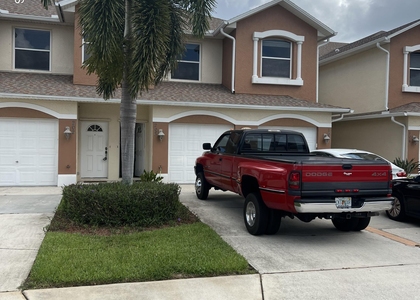 1040 Venetian Drive - Photo 1