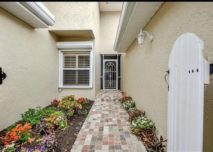 298 Emerald Bay Circle - Photo 1