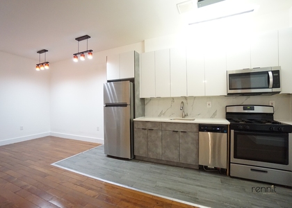 640 Kosciuszko Street, Brookly - Photo 1