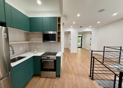 1023 Putnam Avenue - Photo 1