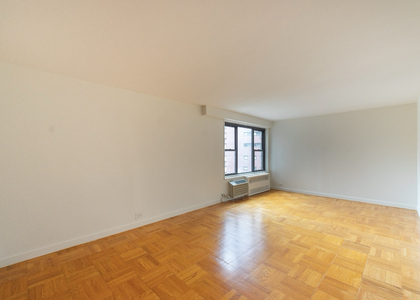  4th Avenue - Photo 1
