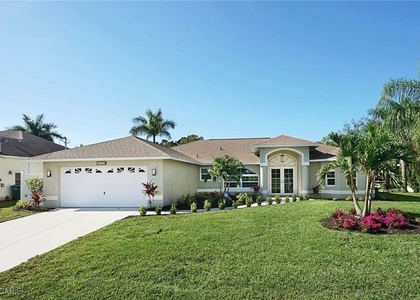 4138 Sw 5th Avenue - Photo 1