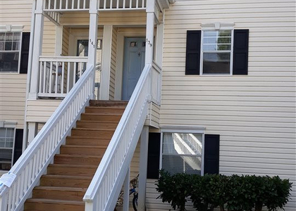 139 Kingsbury Drive - Photo 1