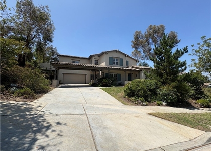 524 Golden West Drive - Photo 1