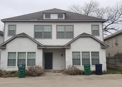 2418 W Prairie Street - Photo 1