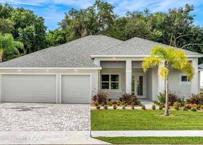 35 Loch Ness Drive - Photo 1