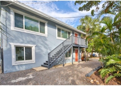 422 Julia Place - Photo 1