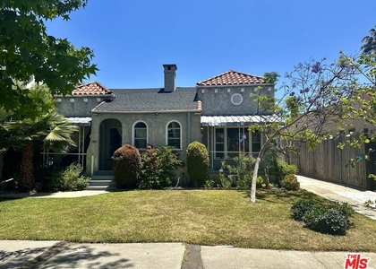 1210 1/2 S Stanley Avenue - Photo 1