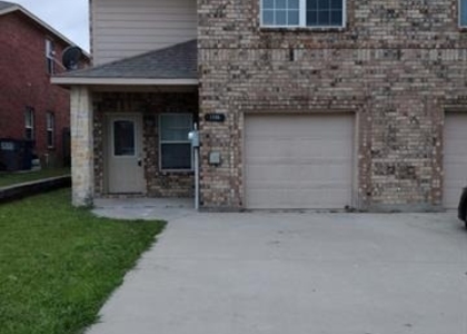1106 Parkway Trail - Photo 1