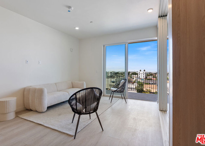 1124 S Normandie Avenue - Photo 1