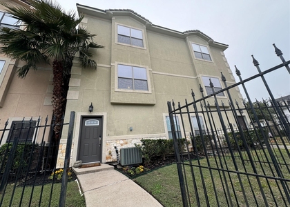 2540 Prospect Street - Photo 1