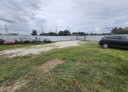7037 W Orem Drive - Photo 1