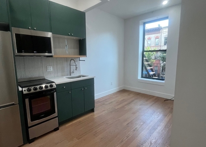 1027 Putnam Avenue - Photo 1