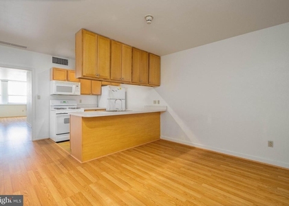 1100 Vine Street - Photo 1