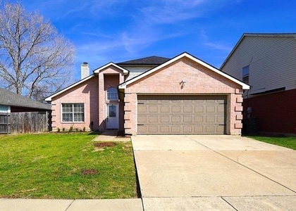 8164 Heritage Place Drive - Photo 1
