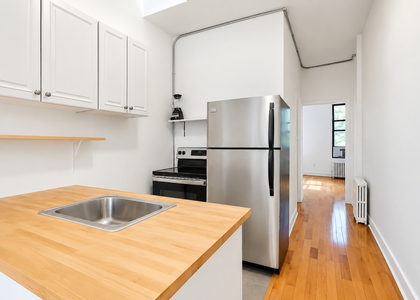 369 Menahan Street - Photo 1