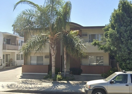 14718 Magnolia Boulevard W - Photo 1